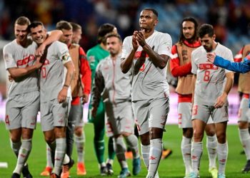 Switzerland’s players celebrate after winning 1-2 the UEFA Nations League, league A, group 2 football match between Spain and Switzerland, at La Romareda stadium in Zaragoza on September 24, 2022. (Photo by JAVIER SORIANO / AFP)