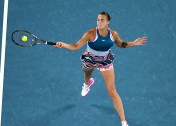 Sabalenka closes in on Swiatek in WTA rankings