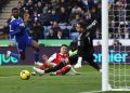 Arsenal’s Brazilian midfielder Gabriel Martinelli (C) scores his team’s first goal during the English Premier League football match between Leicester City and Arsenal at King Power Stadium in Leicester, central England on February 25, 2023. (Photo by DARREN STAPLES / AFP)