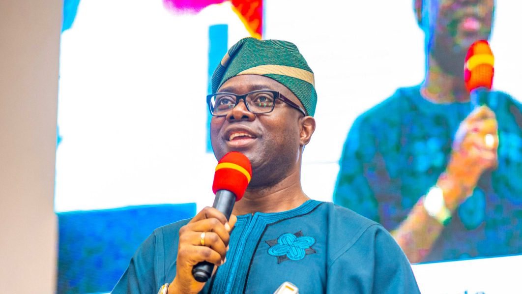 Naira/Fuel scarcity: Makinde deploys free buses in Oyo