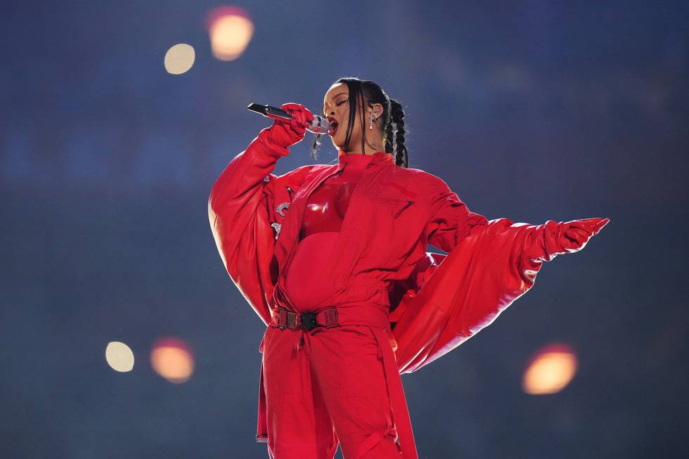 Rihanna Reveals Pregnancy At Super Bowl Performance