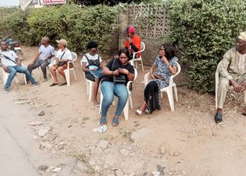 Electorate waiting for INEC officers, materials in Ibadan North, Oyo State.