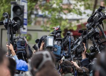 Angry youths attack journalists, voters in Ibadan