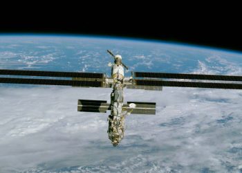 Russian ship docks with ISS to replace damaged capsule