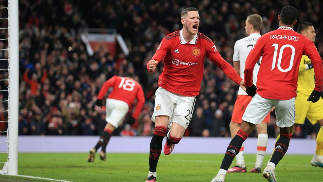 Man Utd beat West Ham to reach FA Cup quarters as Spurs crash out