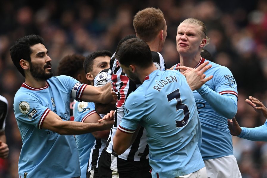 Clinical Man City see off Newcastle to close on Arsenal