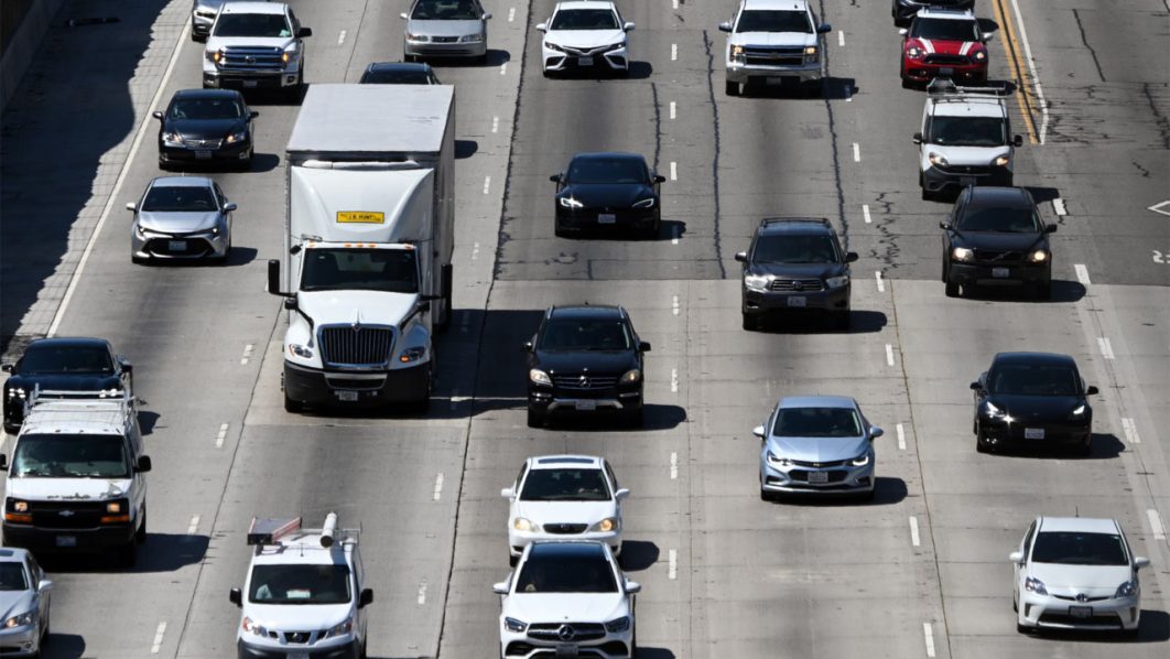 EU, Germany reach deal on fossil fuel car phaseout plan