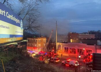 US chocolate factory explosion kills 2, leaves 9 missing