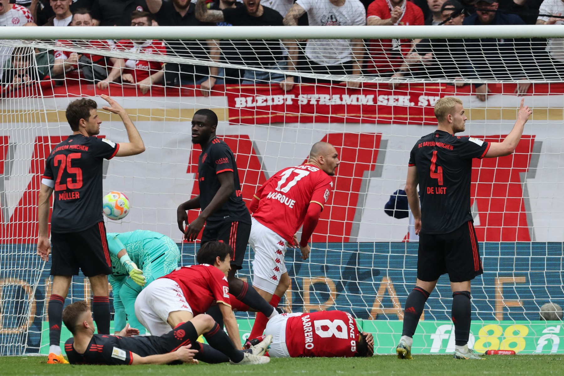 Bayern Munich Lose 3-1 At Mainz In Bundesliga