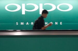 Oppo to shut down chip design