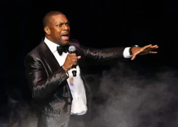 Fans Debate Chris Tucker & Martin Lawrence For Hypothetical “Movie Verzuz”