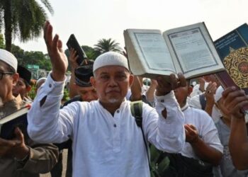 Islamic body calls for push to prevent Koran burnings