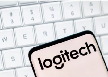 Logitech surpasses earnings