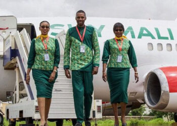 Sky Mali cabin crew.Pix: Africanews