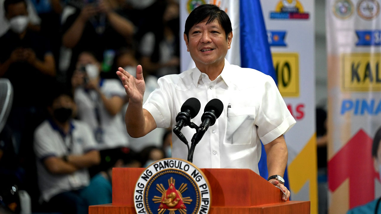 Marcos suspends Philippine wealth fund formation