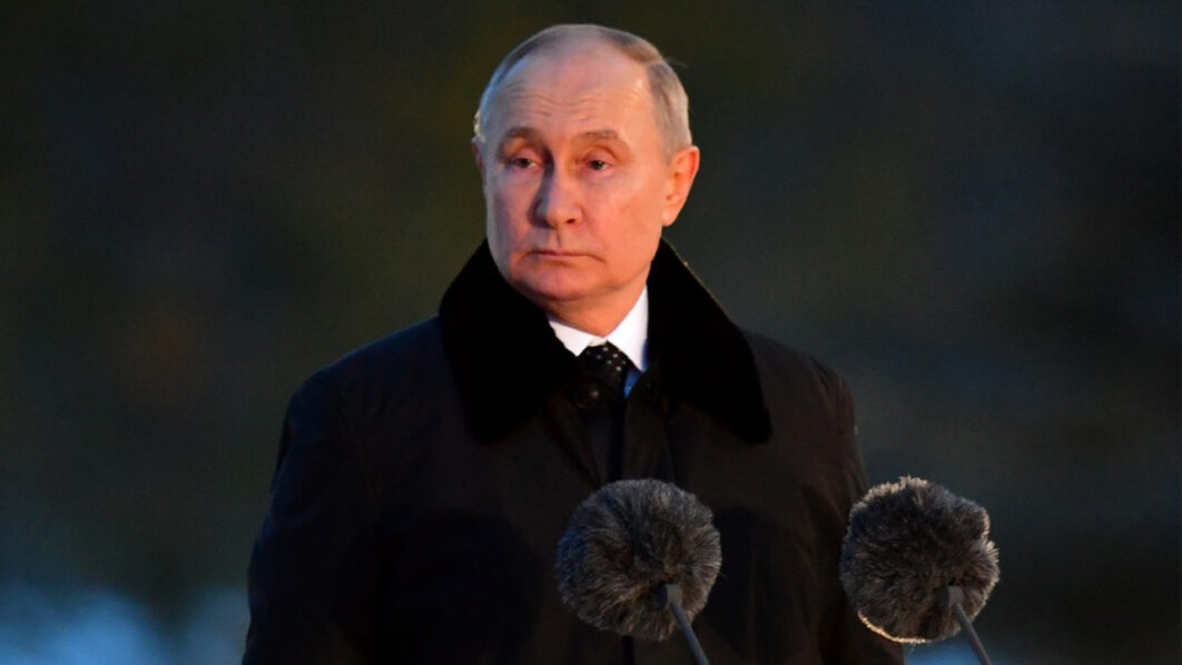 Putin repeats Ukraine Nazi claims at Leningrad siege memorial