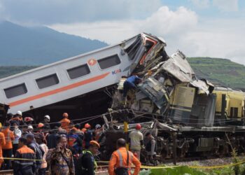 Indonesia train collision